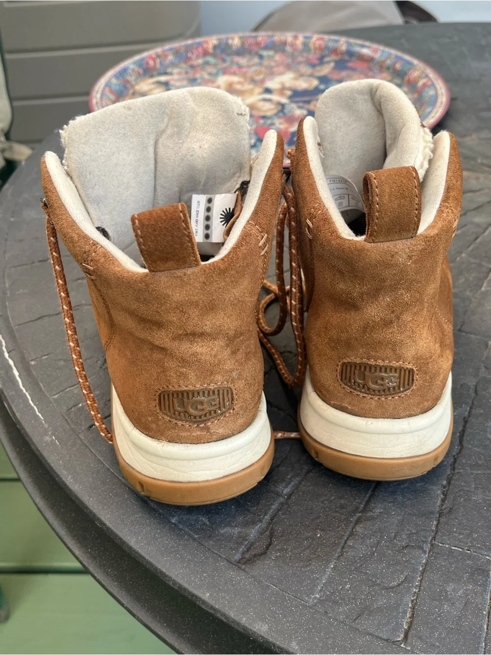 Ugg Highland Sneaker Boot Chestnut Brown Suede Sherpa Womens Size 8M